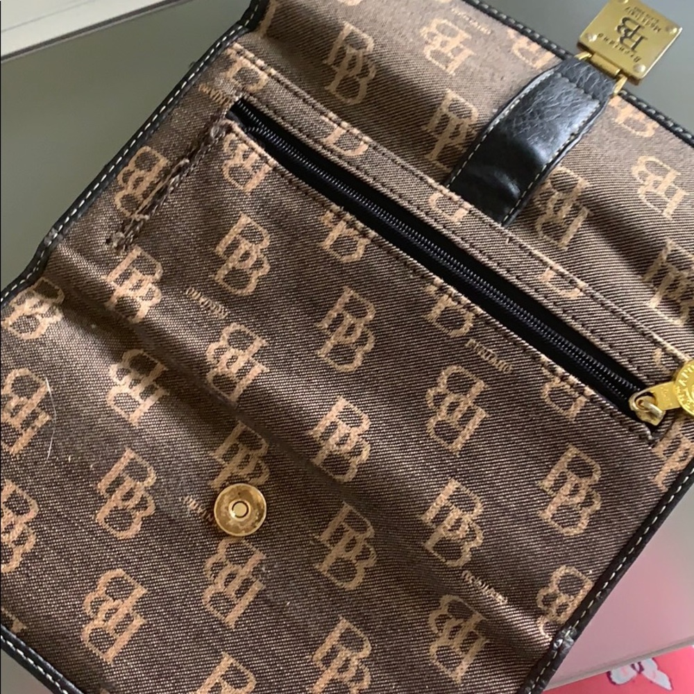 Wallet - Picture 3 of 4